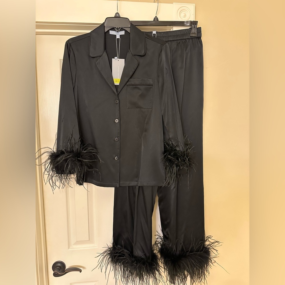 NWT Antonio Melani Sleeper Blaise & Angeline Silk Feather Top & Pant Size S/M